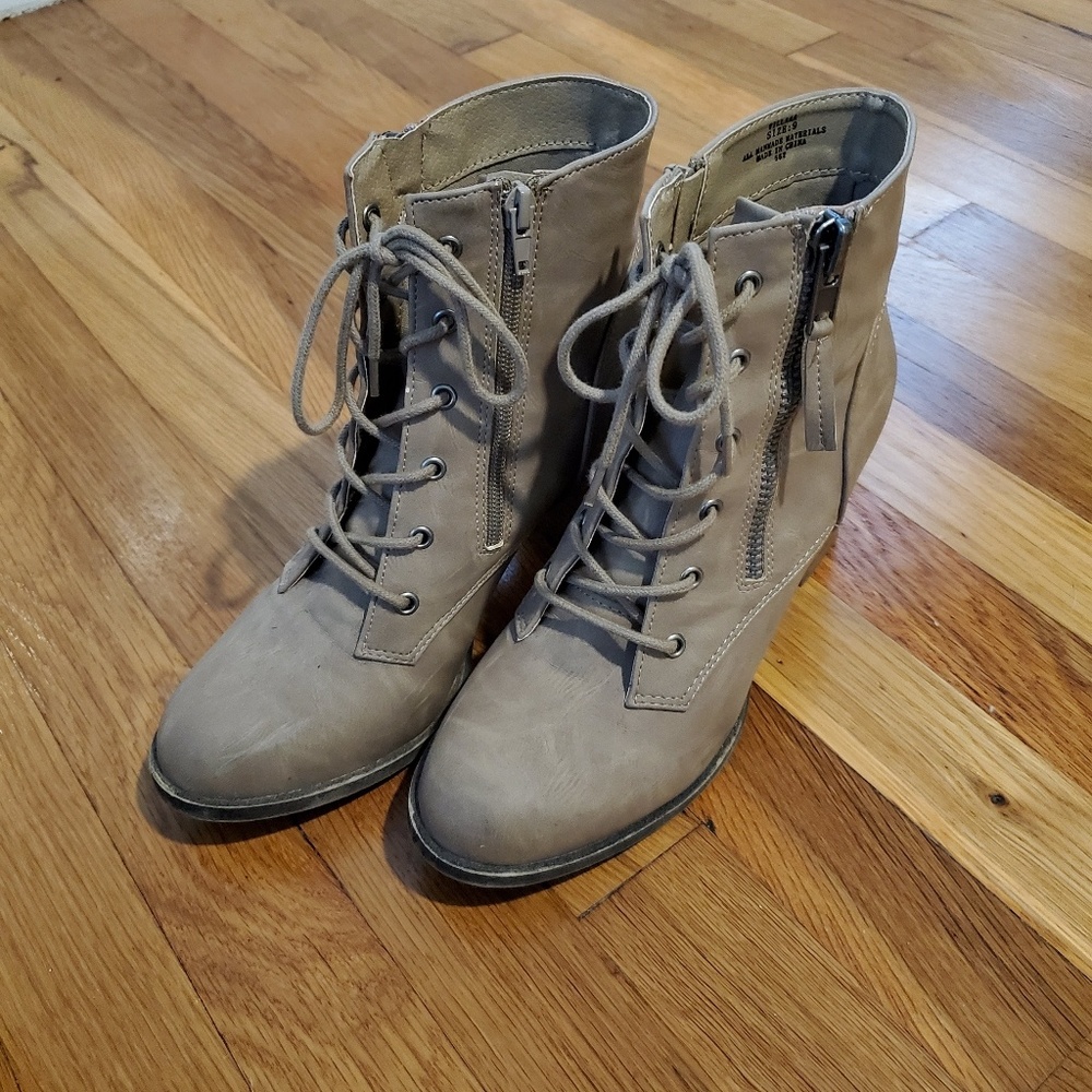 Madden Girl tan stacked heel boots